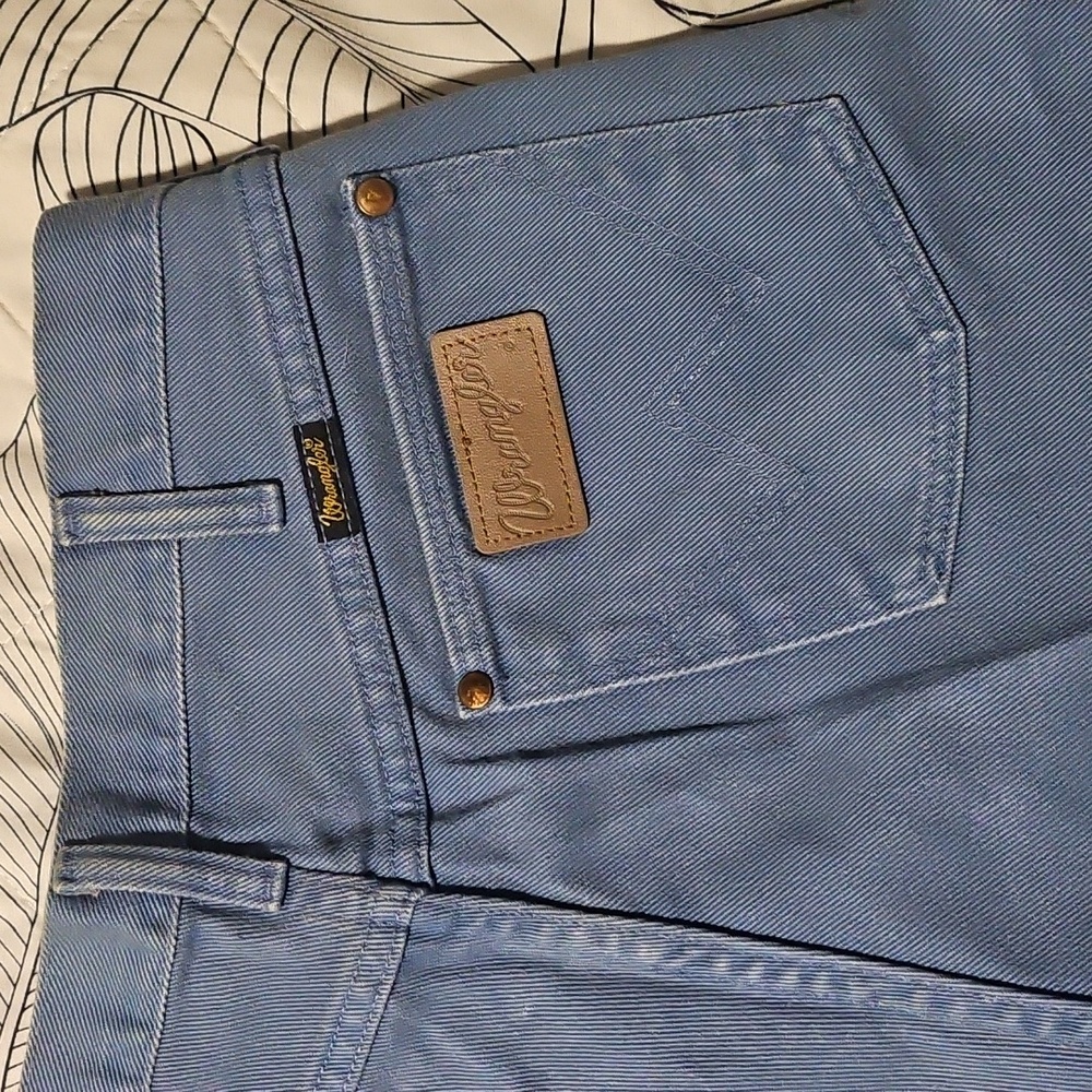 Vintage Wrangler Men's Light Blue Relaxed Jeans